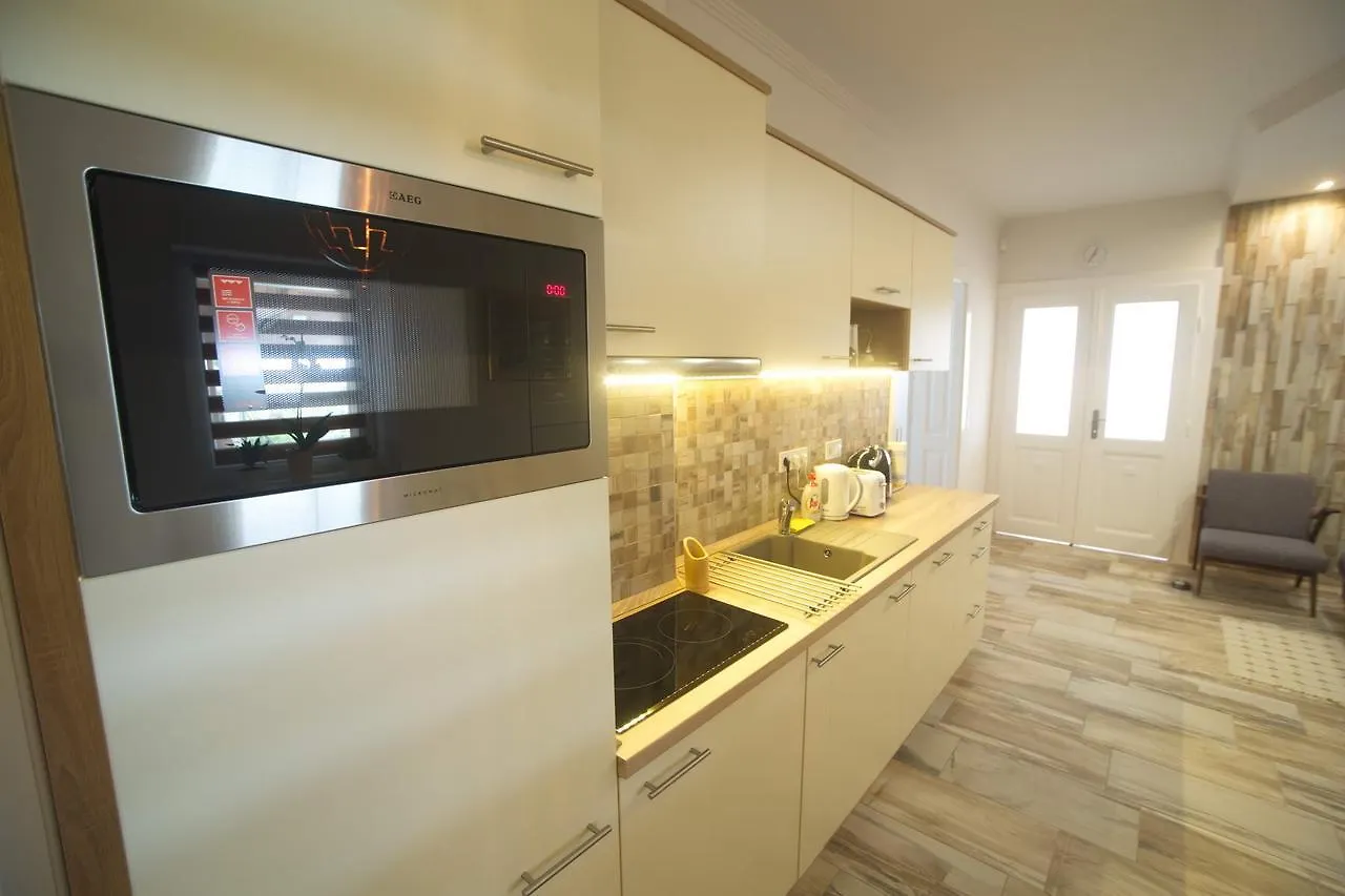 Holiday Home Podium Eger